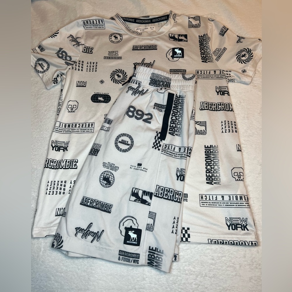 Abercrombie Kids Logo Print Shirt & Shorts Set